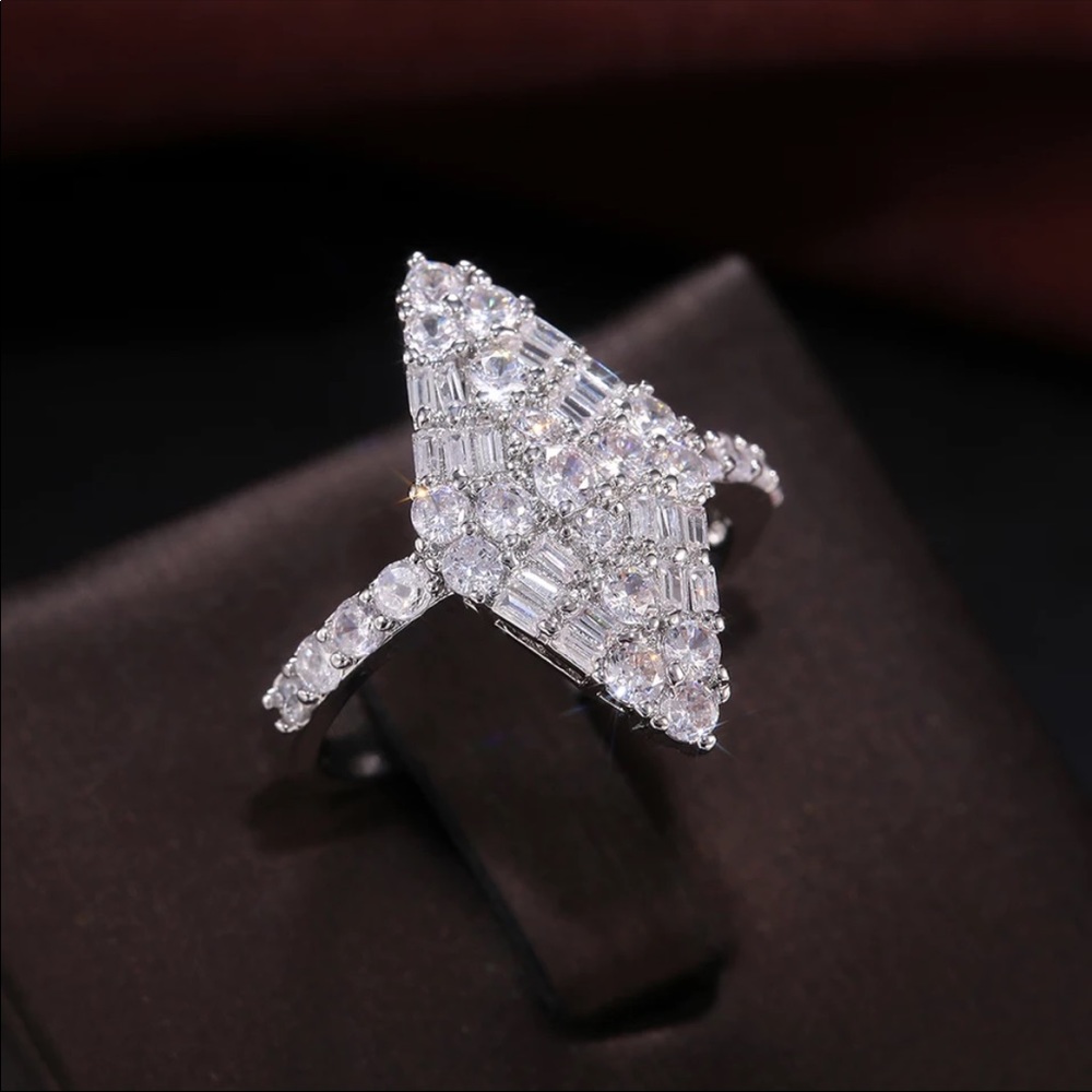 Women 925 Silver White Sapphire Wedding Ring - Picture 6 of 11